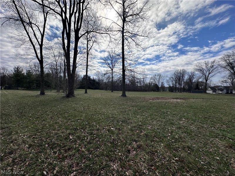 E Market , Warren, OH 44484 Photo 3