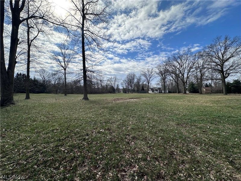 E Market , Warren, OH 44484 Photo 5