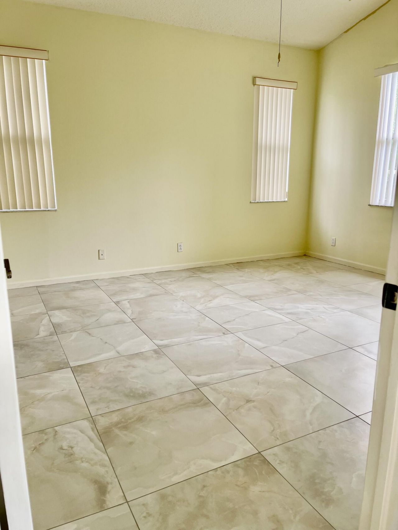 185 NW Willow Grove Avenue, Port Saint Lucie, FL 34986 Photo