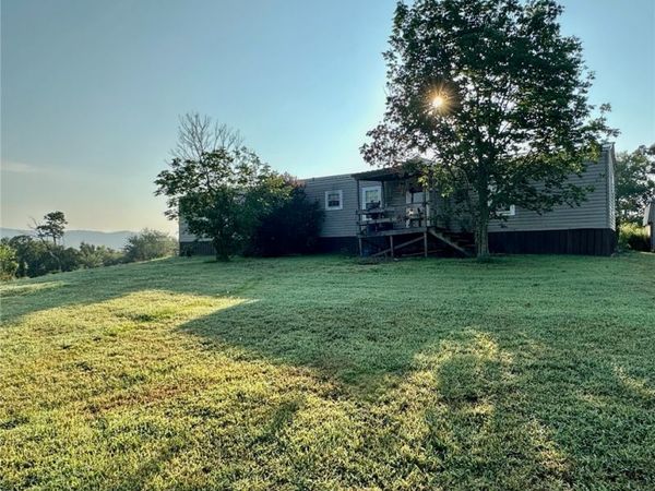 13556 E Highway 28 , Parks, AR 72950