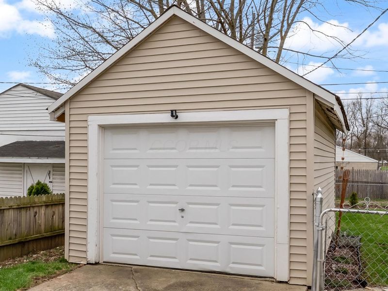 1657 Hopkins Avenue, Columbus, OH 43223 Photo 7