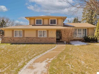 1106 Eldorado Drive, Omaha, NE 68154