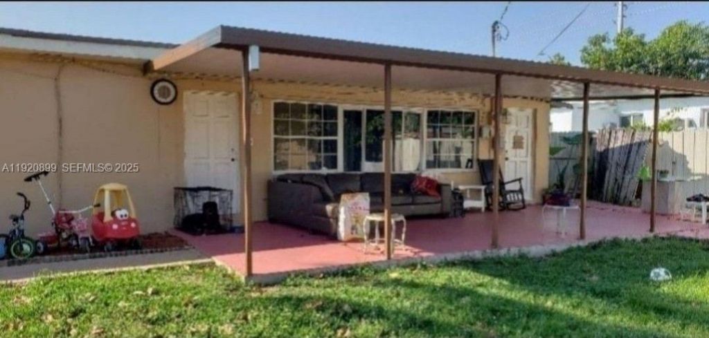 621 E 39th St , Hialeah, FL 33013 Photo