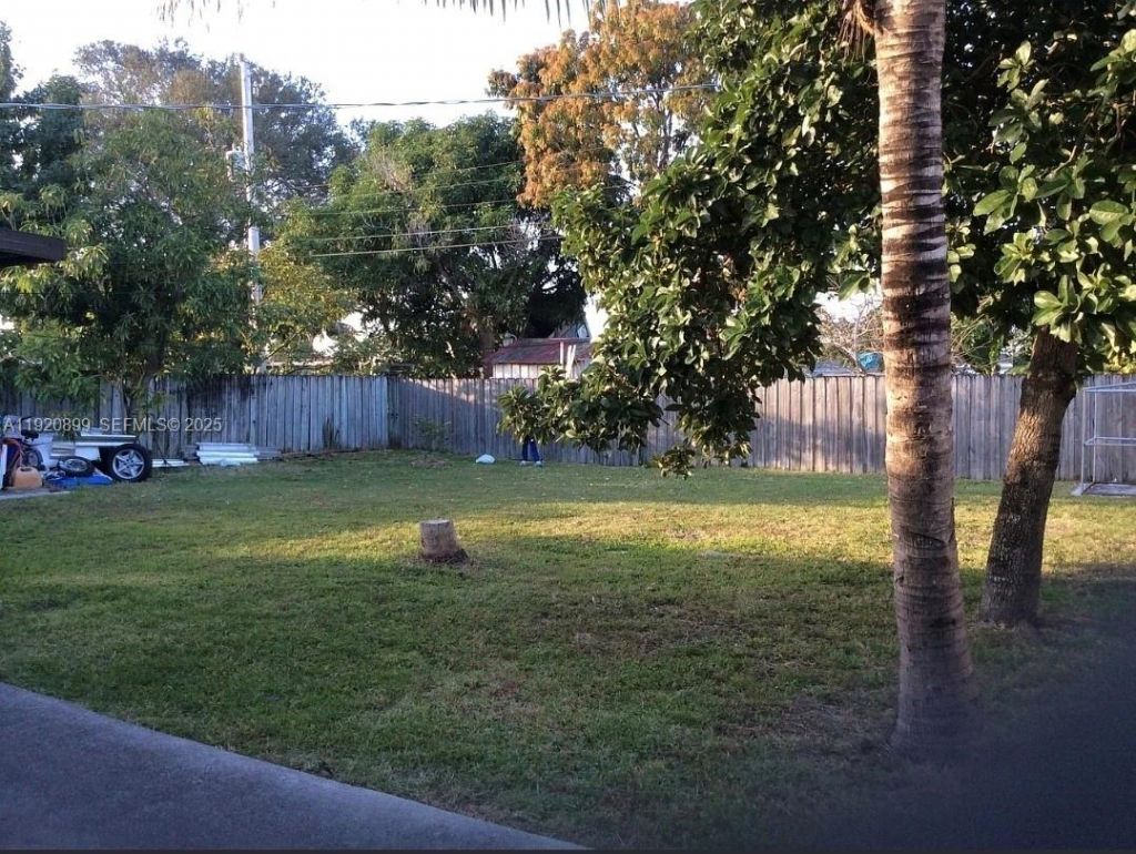 621 E 39th St , Hialeah, FL 33013 Photo