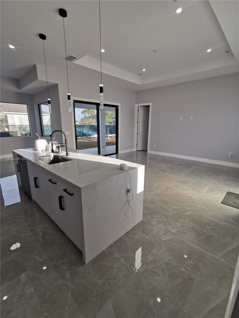 2913 NW 21 Ave , Cape Coral, FL 33993 Photo