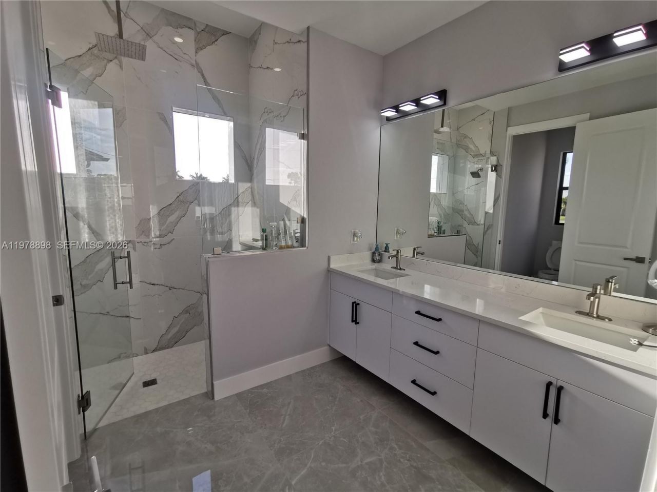 2913 NW 21 Ave , Cape Coral, FL 33993 Photo