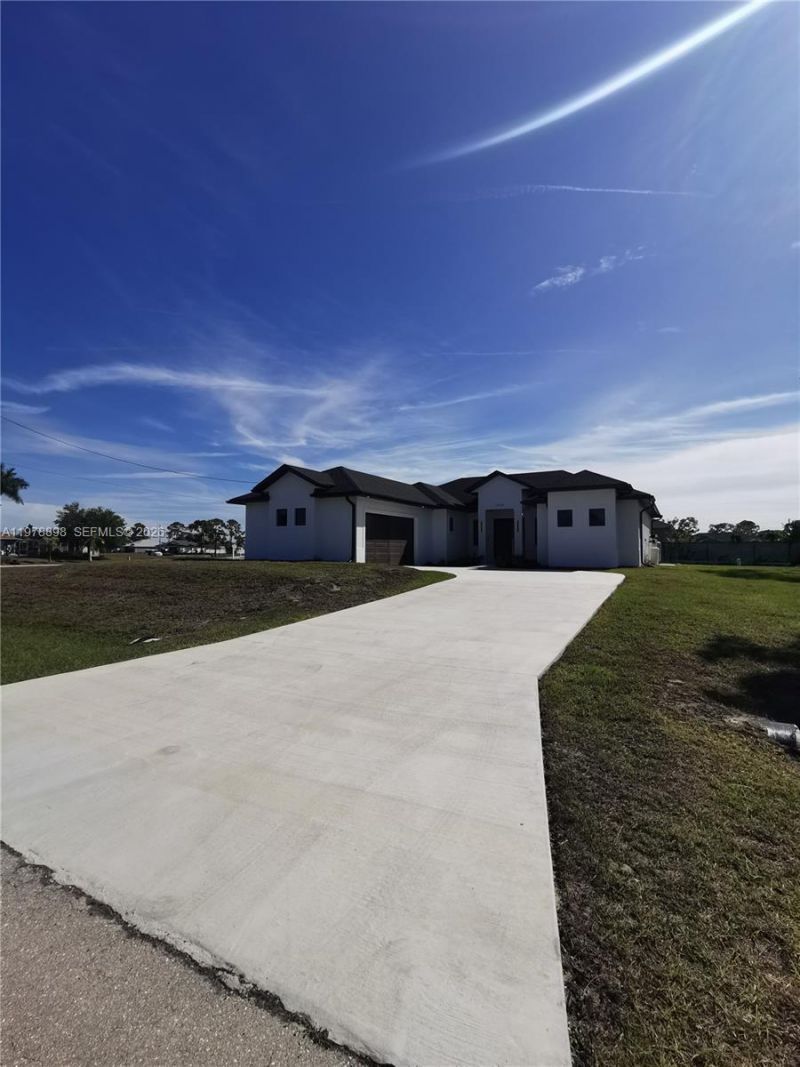 2913 NW 21 Ave , Cape Coral, FL 33993 Photo