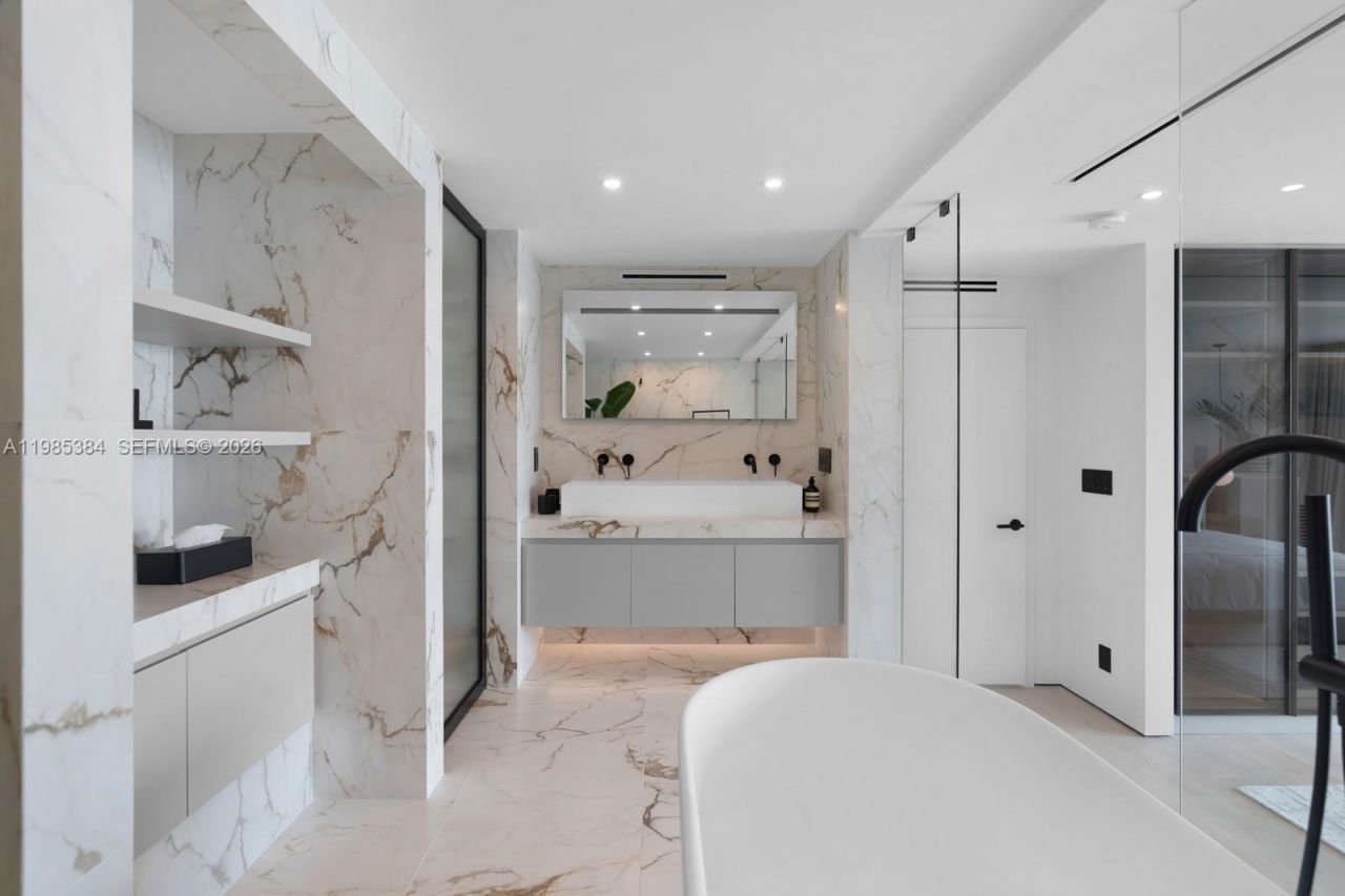 650 West Ave, Unit 1203/1205, Miami Beach, FL 33139 Photo