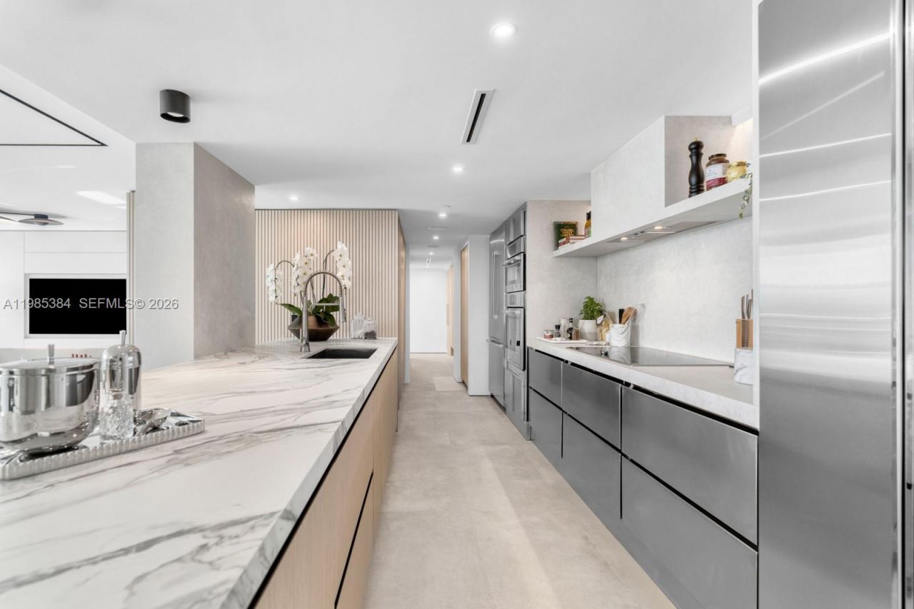 650 West Ave, Unit 1203/1205, Miami Beach, FL 33139 Photo