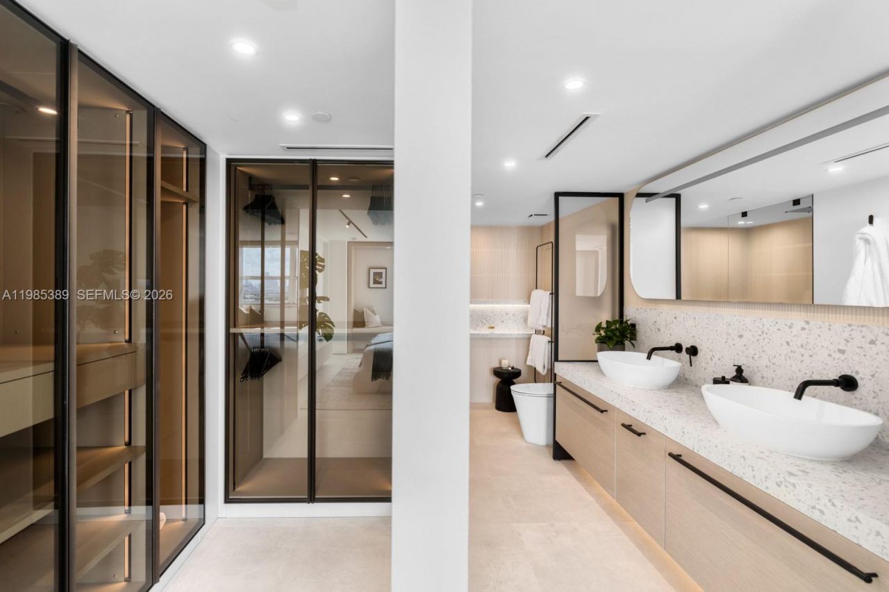 650 West Ave, Unit 1203/1205, Miami Beach, FL 33139 Photo