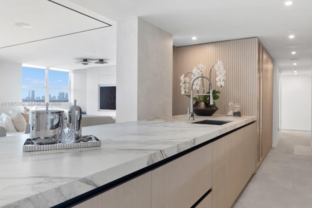 650 West Ave, Unit 1203/1205, Miami Beach, FL 33139 Photo