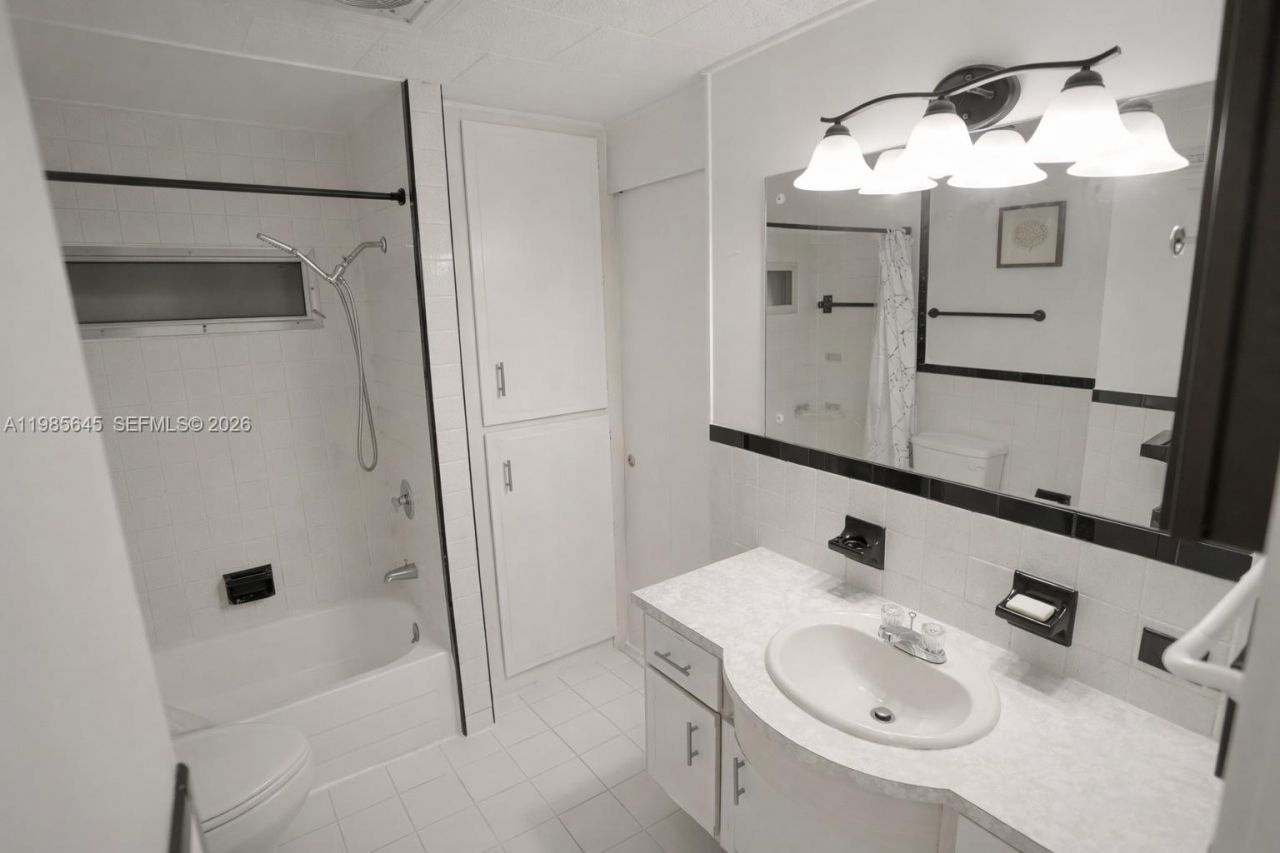 2260 SW 85th Way, Davie, FL 33324 Photo