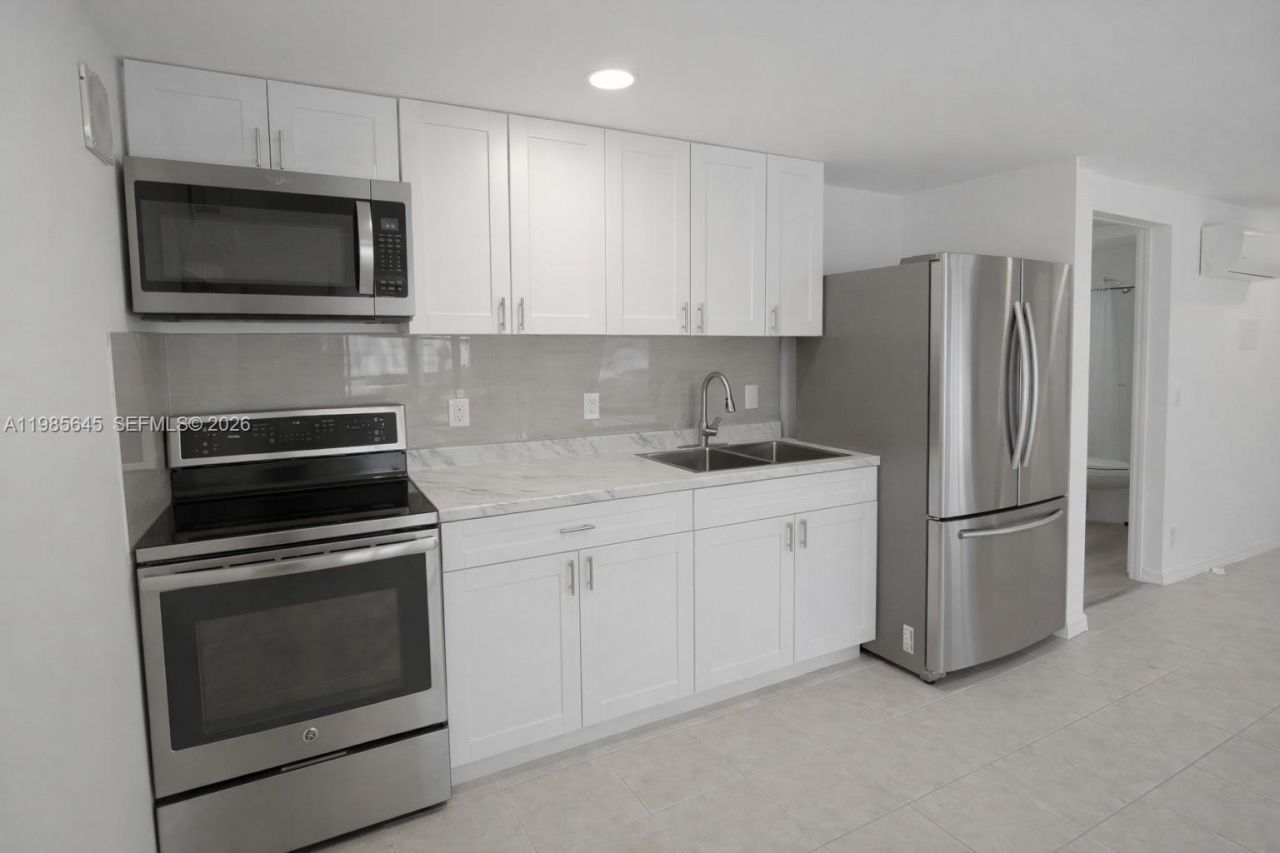 2260 SW 85th Way, Davie, FL 33324 Photo