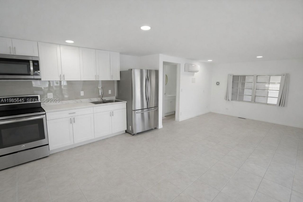 2260 SW 85th Way, Davie, FL 33324 Photo