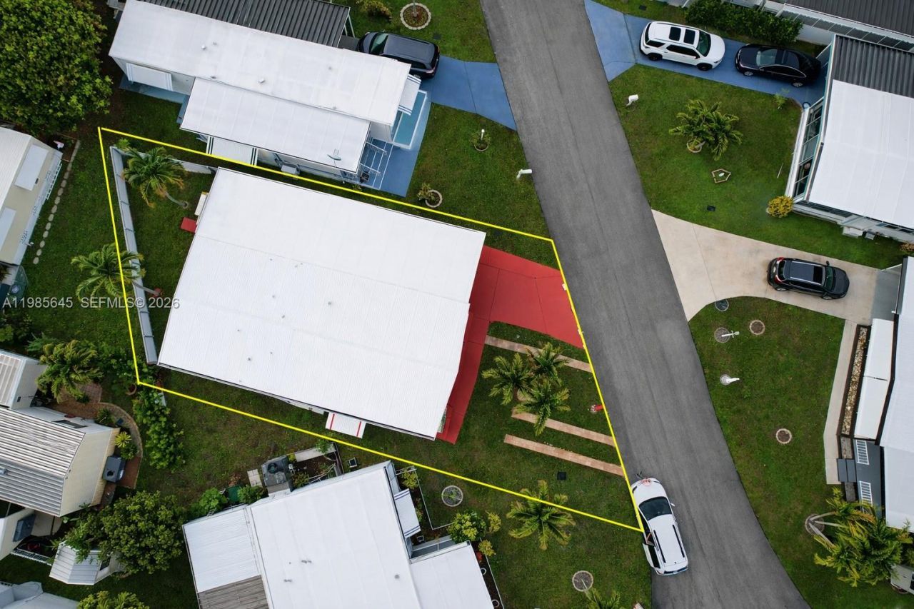 2260 SW 85th Way, Davie, FL 33324 Photo