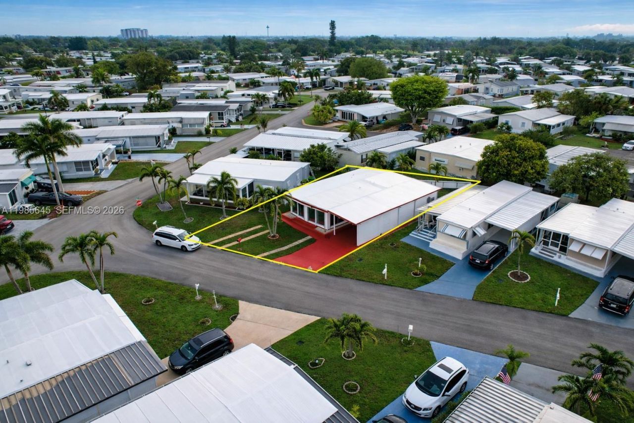 2260 SW 85th Way, Davie, FL 33324 Photo