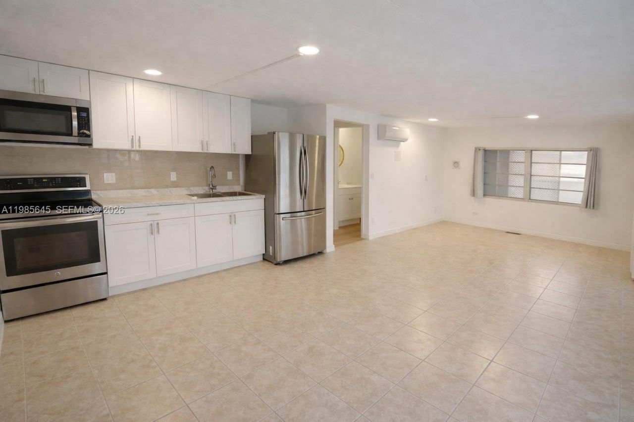 2260 SW 85th Way, Davie, FL 33324 Photo