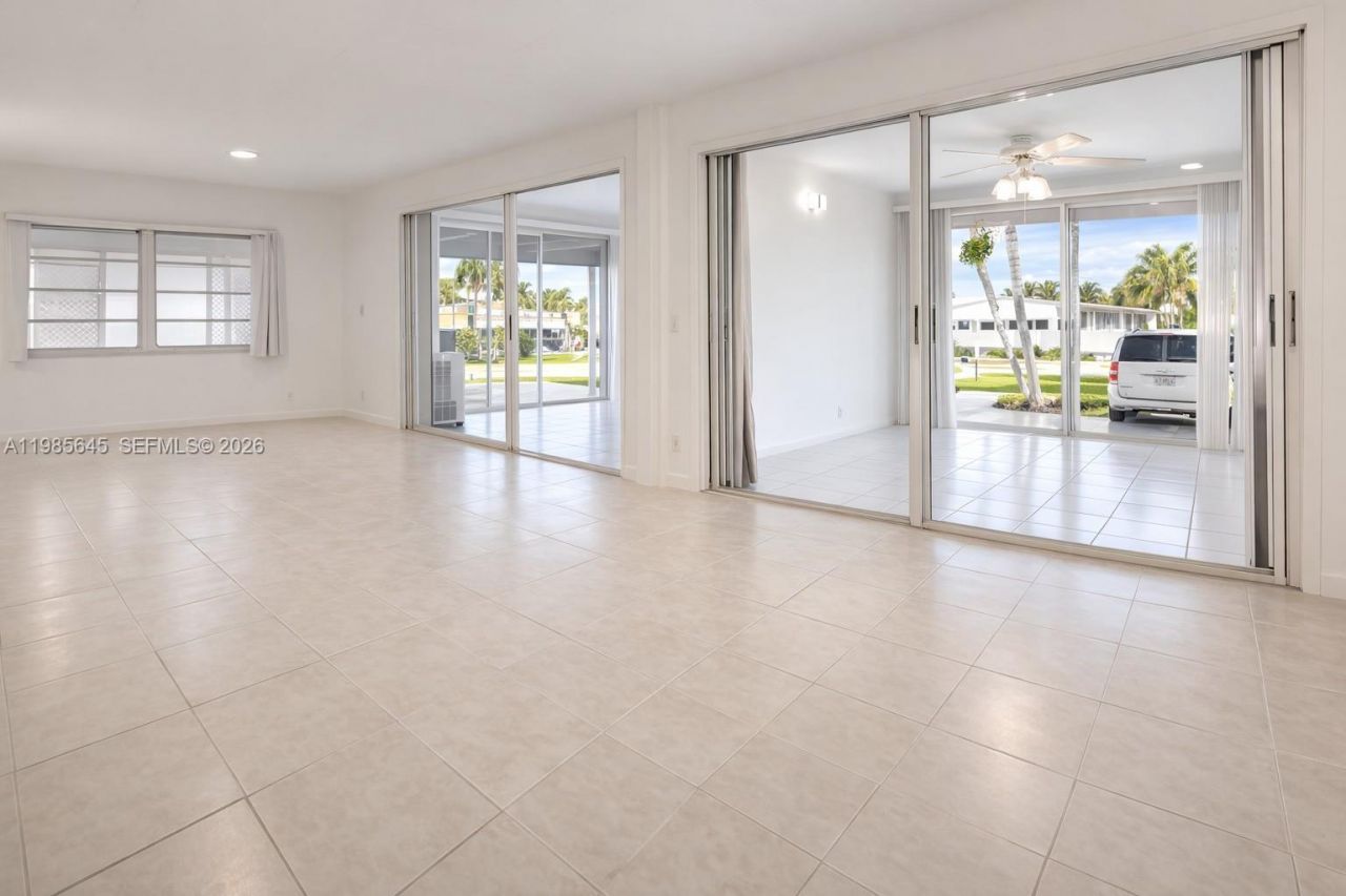 2260 SW 85th Way, Davie, FL 33324 Photo