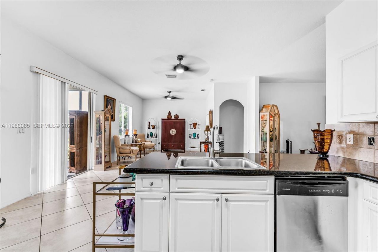 2819 Augusta Ln , Homestead, FL 33035 Photo