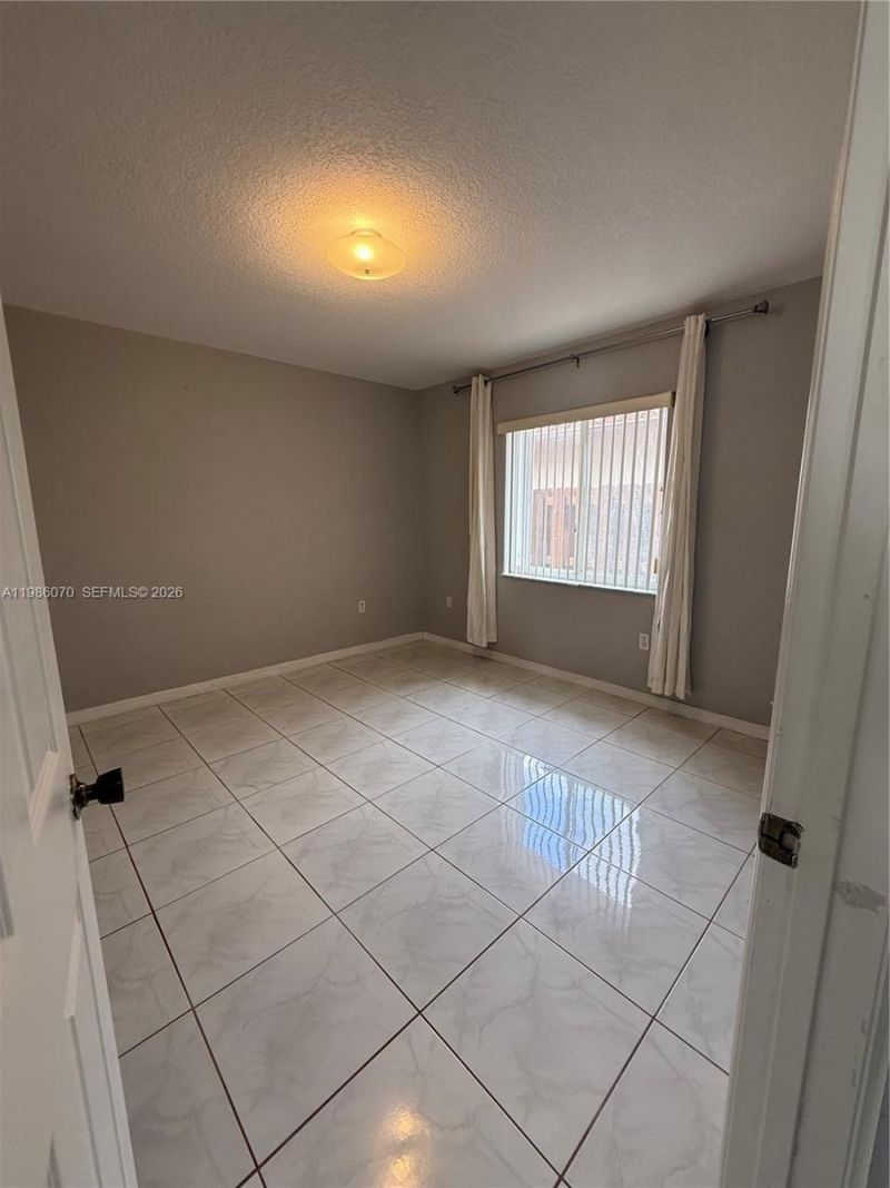 10168 NW 126th Ter , Hialeah Gardens, FL 33018 Photo