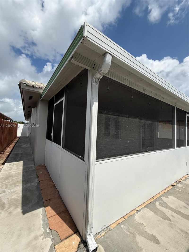 10168 NW 126th Ter , Hialeah Gardens, FL 33018 Photo