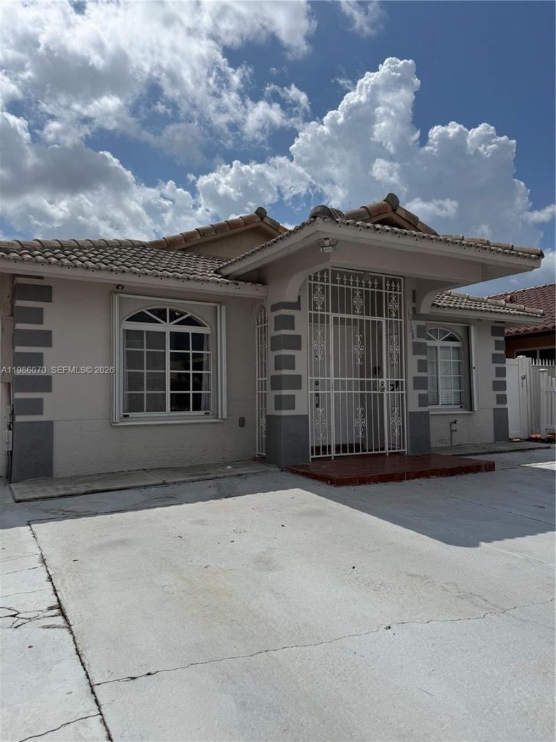 10168 NW 126th Ter , Hialeah Gardens, FL 33018 Photo