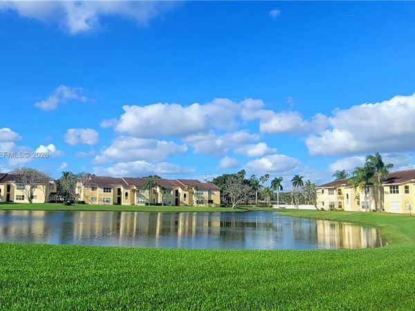 12400 Vista Isles Dr , Unit 1422, Sunrise, FL 33325