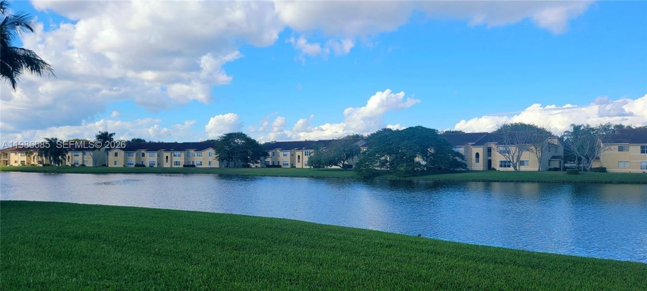 12400 Vista Isles Dr , Unit 1422, Sunrise, FL 33325 Photo