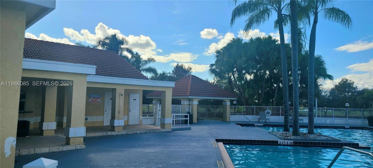 12400 Vista Isles Dr , Unit 1422, Sunrise, FL 33325 Photo