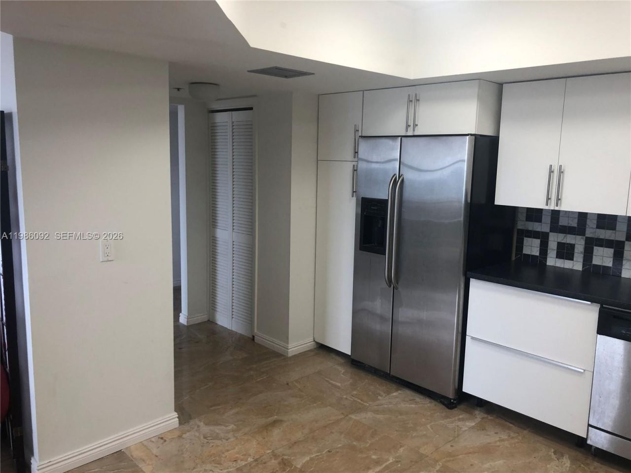 300 Three Islands Blvd , Unit 520, Hallandale Beach, FL 33009 Photo