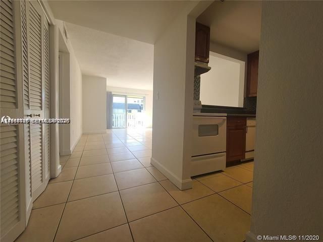 15225 NE 6th Ave , Unit B303, Miami, FL 33162 Photo
