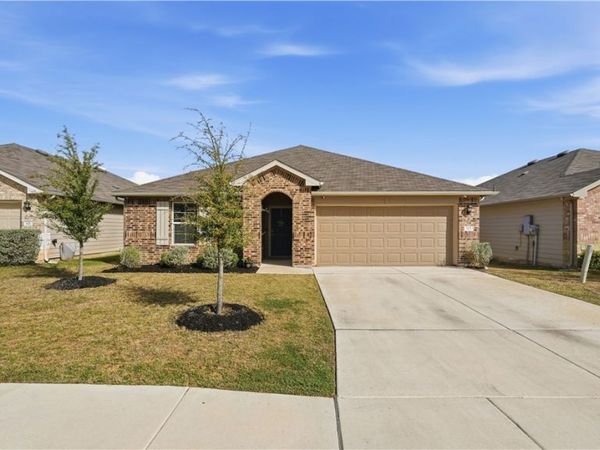 925 Nodding Nixie , Seguin, TX 78155