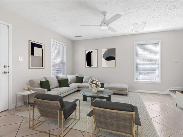 518 Leawood CIR, NAPLES, FL 34104