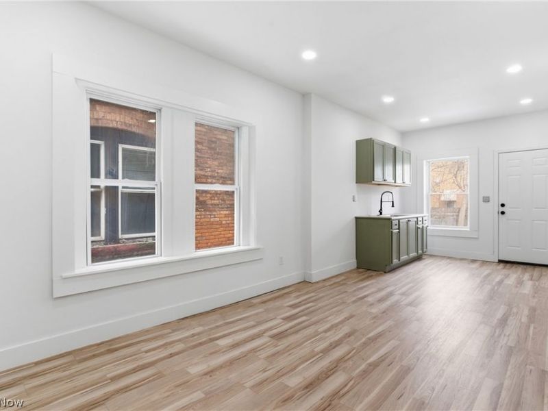 7609 Superior Avenue, Cleveland, OH 44103 Photo 10