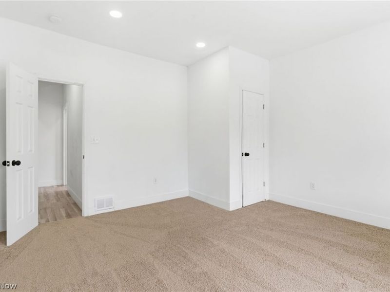 7609 Superior Avenue, Cleveland, OH 44103 Photo 40