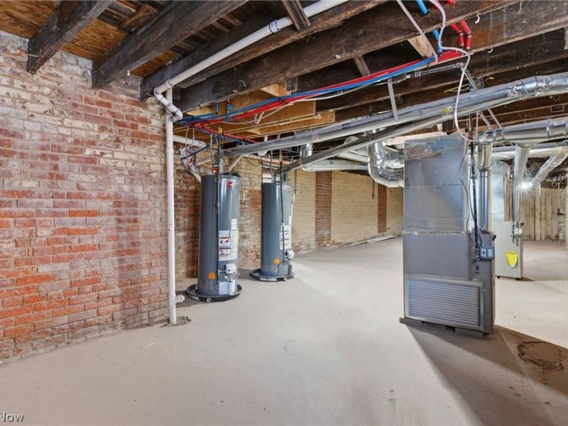 7609 Superior Avenue, Cleveland, OH 44103 Photo 49