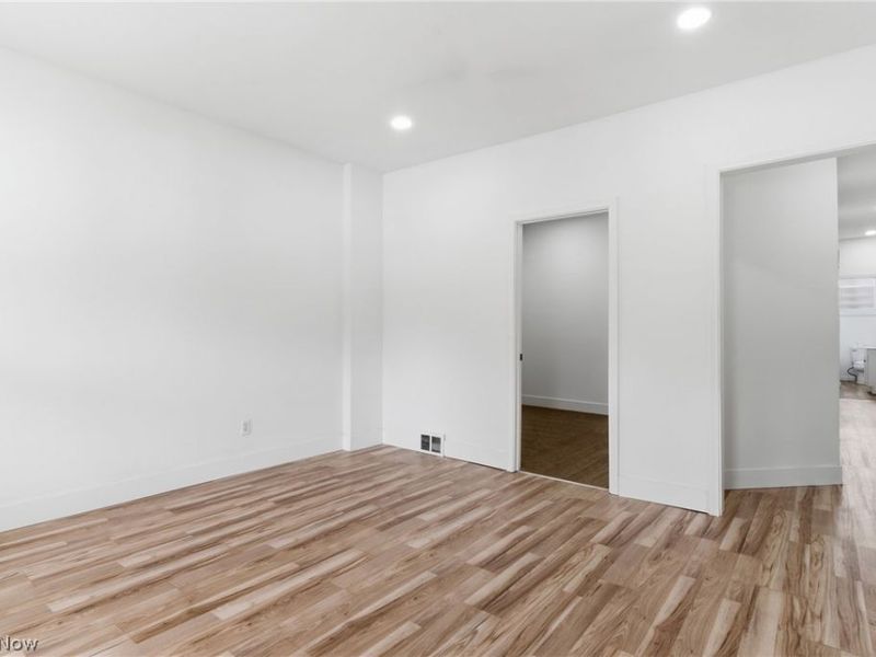 7609 Superior Avenue, Cleveland, OH 44103 Photo 6