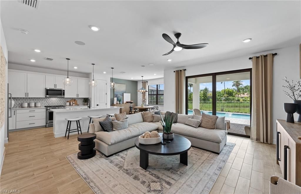 10137 Seaside Way , Bonita Springs, FL 34135 Photo