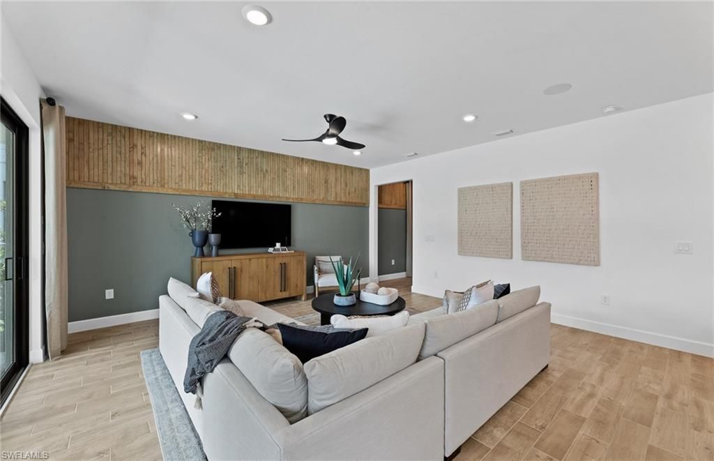 10137 Seaside Way , Bonita Springs, FL 34135 Photo