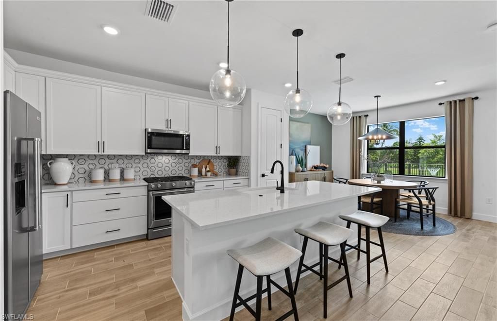 10137 Seaside Way , Bonita Springs, FL 34135 Photo