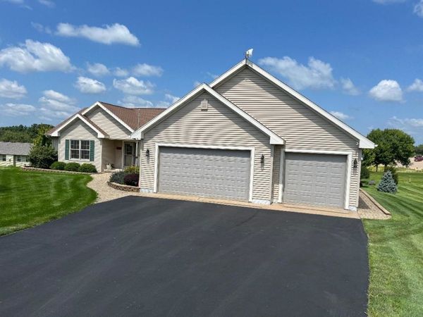 1-11 GRANDVIEW Drive, LAKE CARROLL, IL 61046