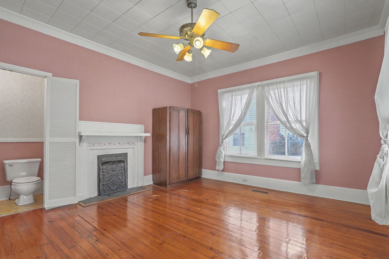 427 Carn Street Photo 15