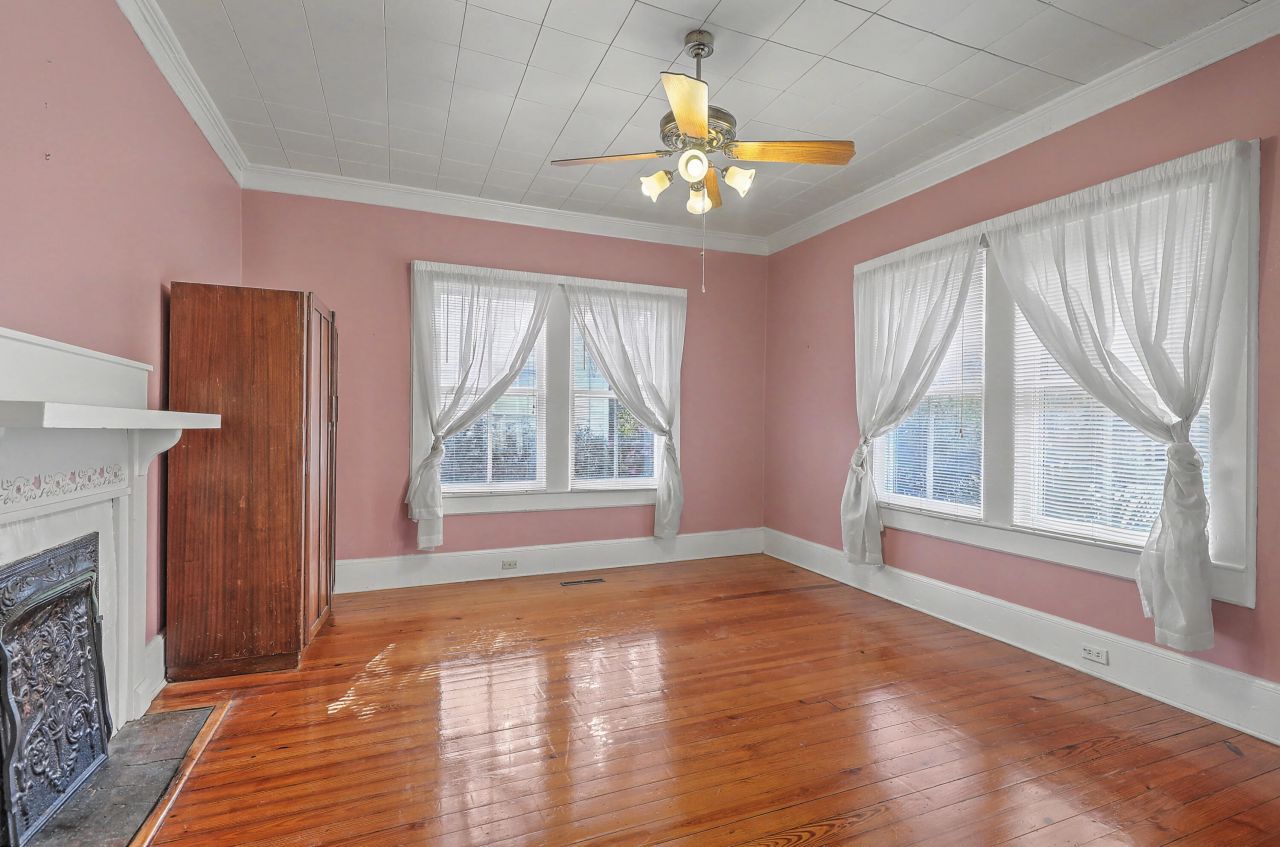 427 Carn Street Photo 16