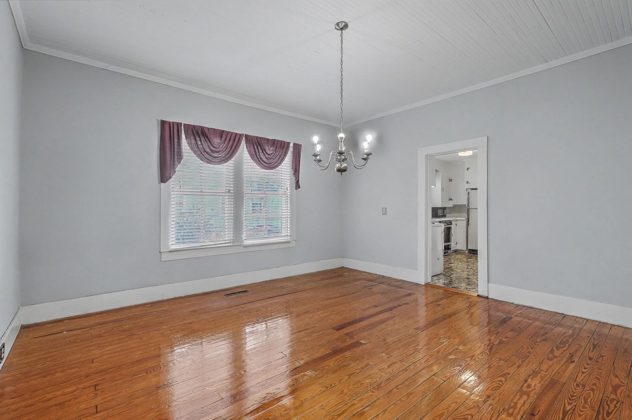 427 Carn Street Photo 20