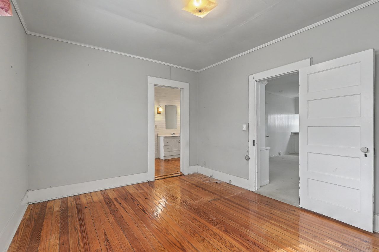 427 Carn Street Photo 31