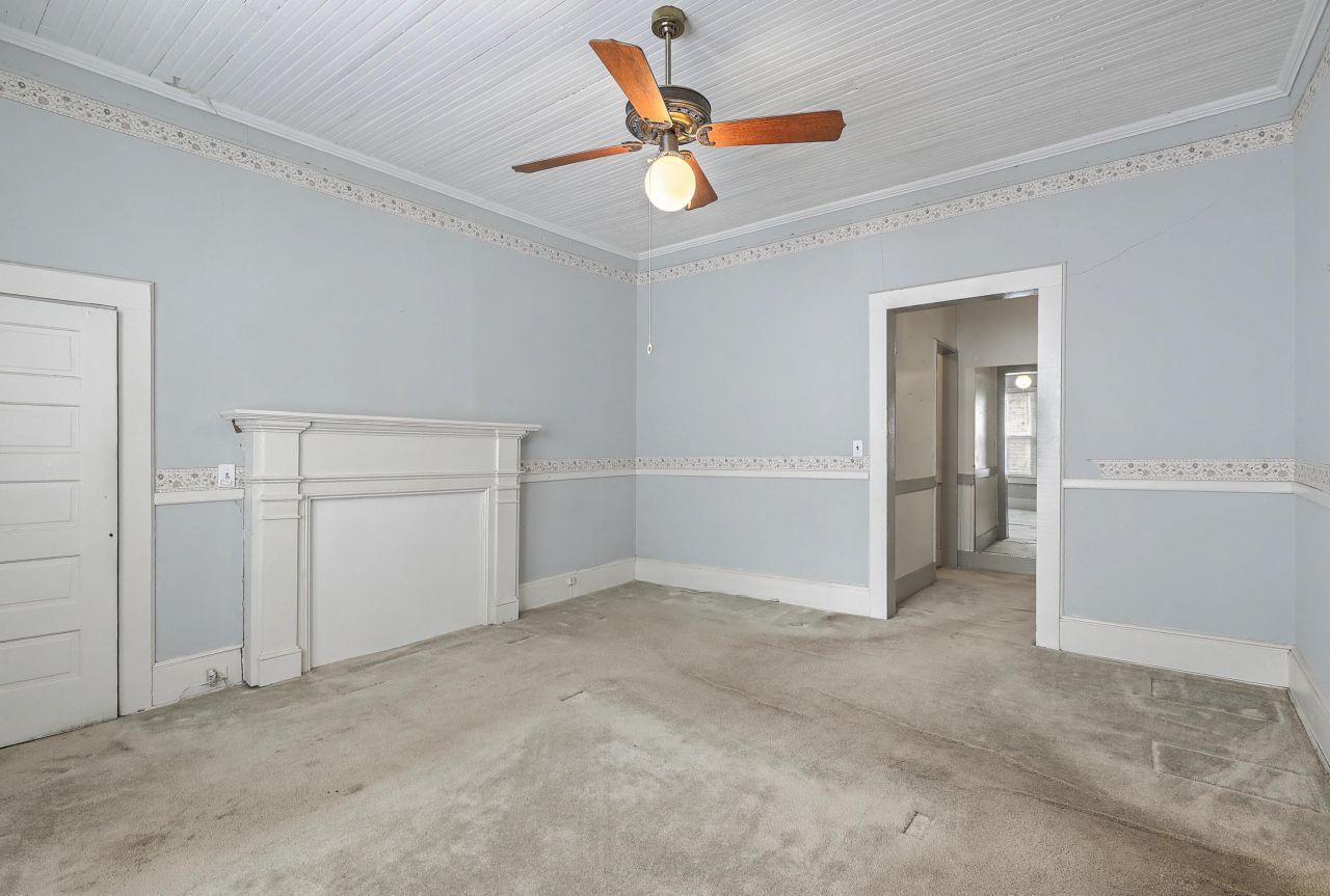 427 Carn Street Photo 37