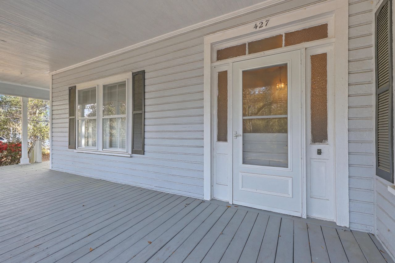 427 Carn Street Photo 4