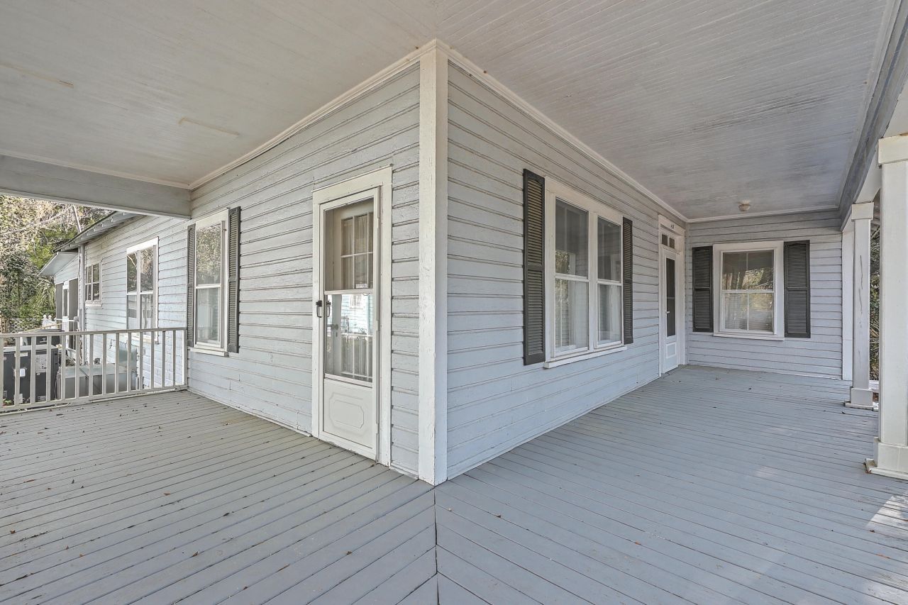 427 Carn Street Photo 5