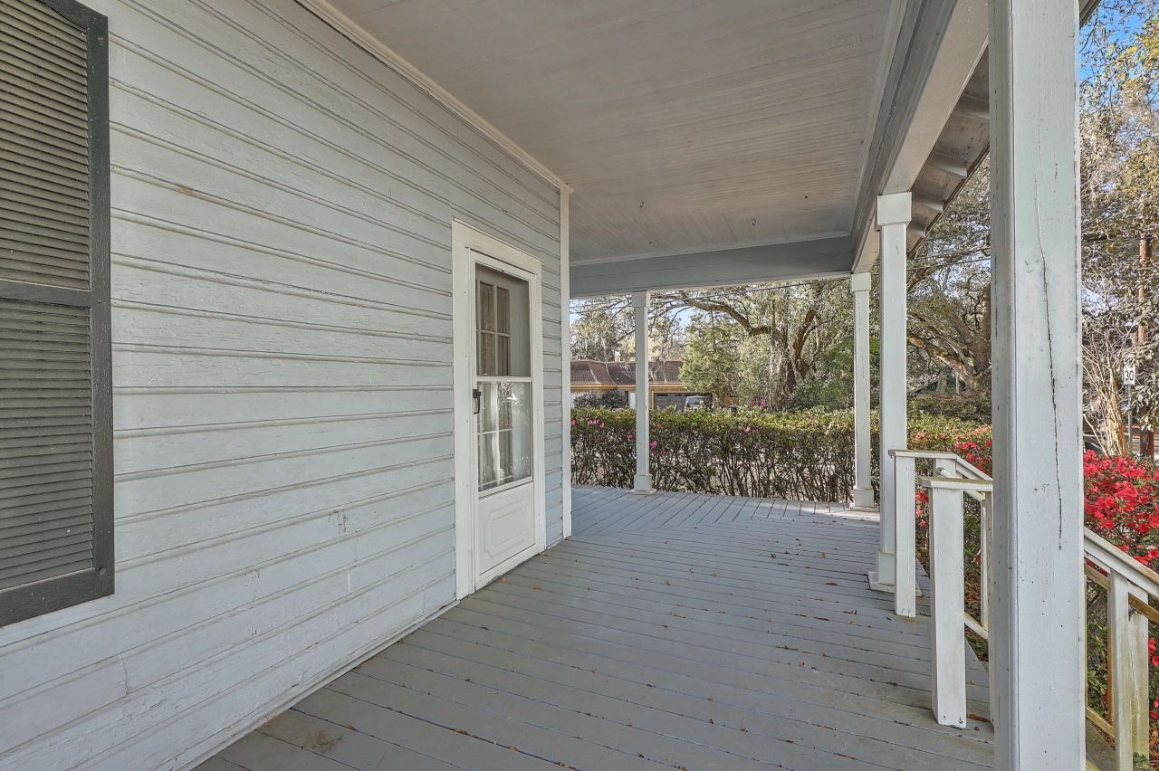 427 Carn Street Photo 7