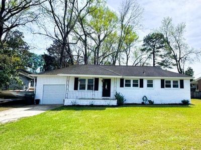 115 Camelot Drive, Goose Creek, SC 29445